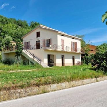 32 casa castagna